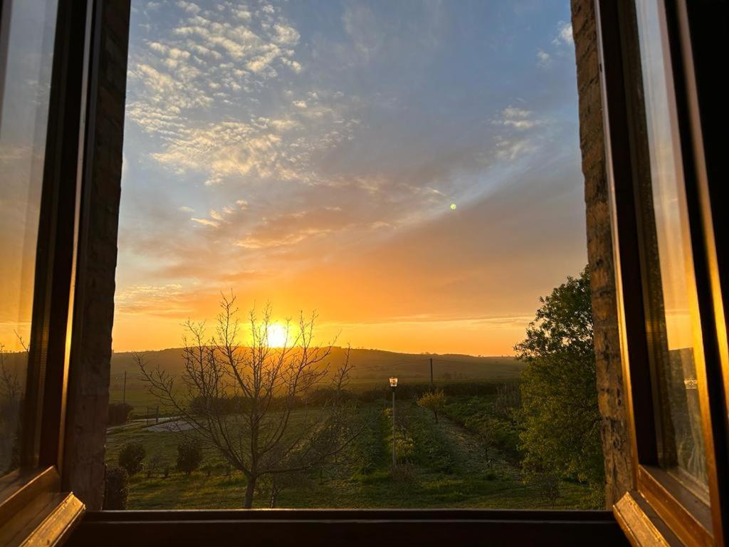 Locanda Rossovino Montebello Eksteriør bilde